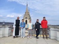 Hit, történelem és egy csipetnyi pimaszság: Ötödikeseink Zircen